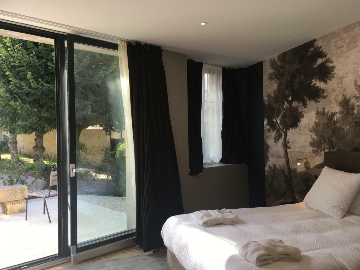 Le Chateau D'Hermonville B&B / Chambres D'Hotes Екстериор снимка